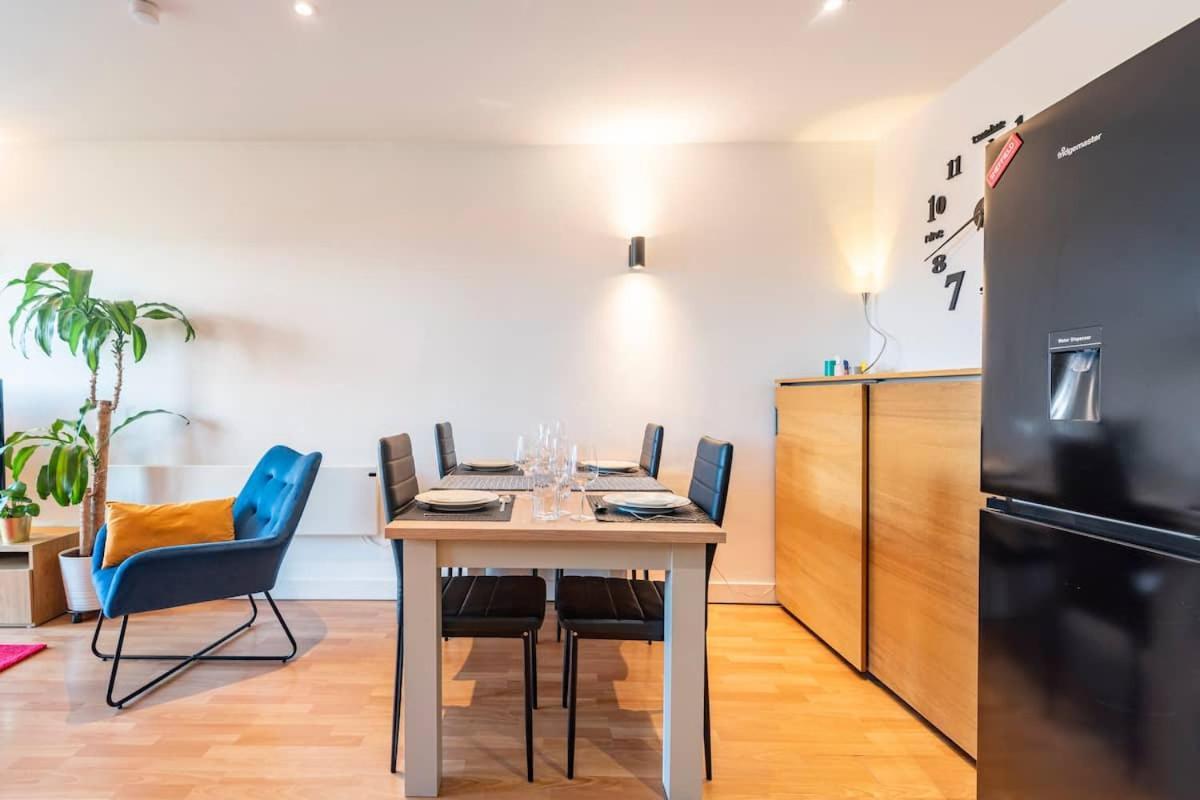 Sheffield City Centre Apartment & Balcony ภายนอก รูปภาพ